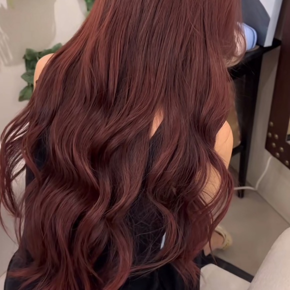 Meet your Posher, Cherry - Picture 1 of 1